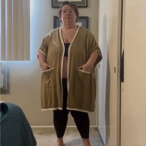 Lane Bryant Tan and White Open-Front Cardigan